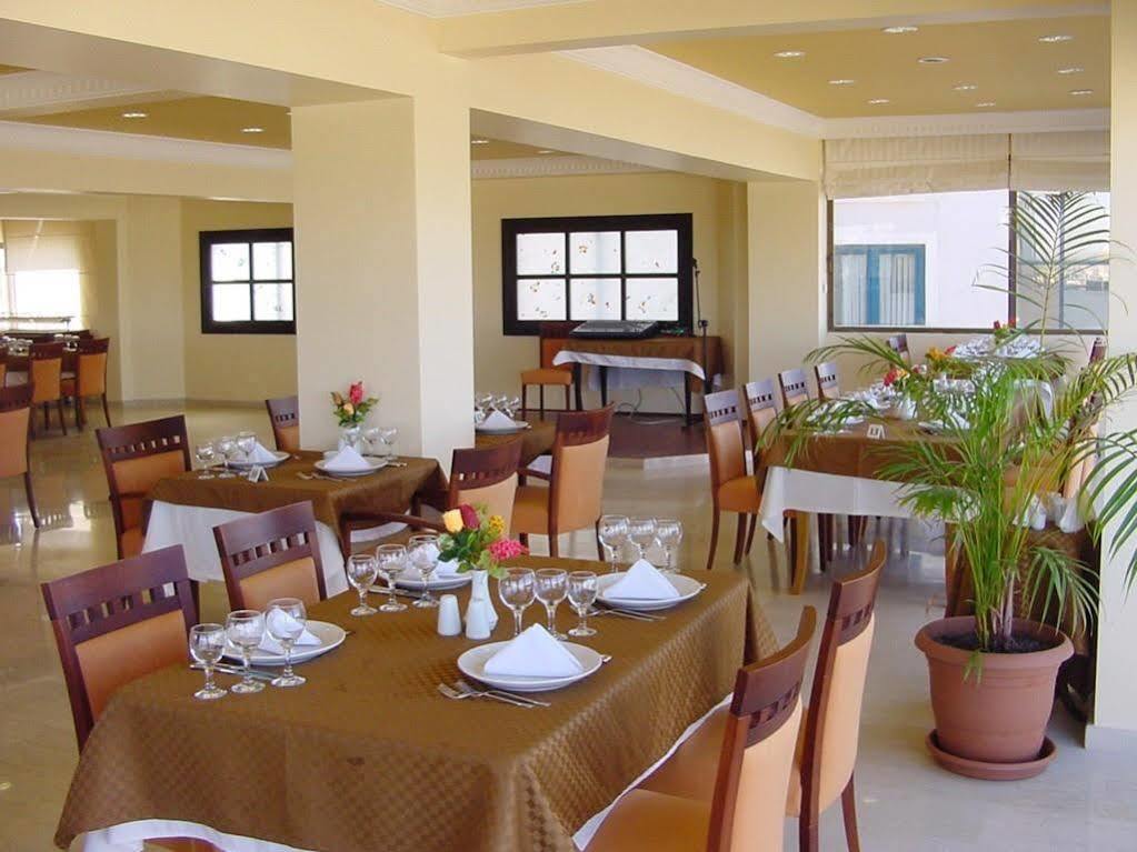 City Royal Hotel And Casino Nicosia Exterior photo