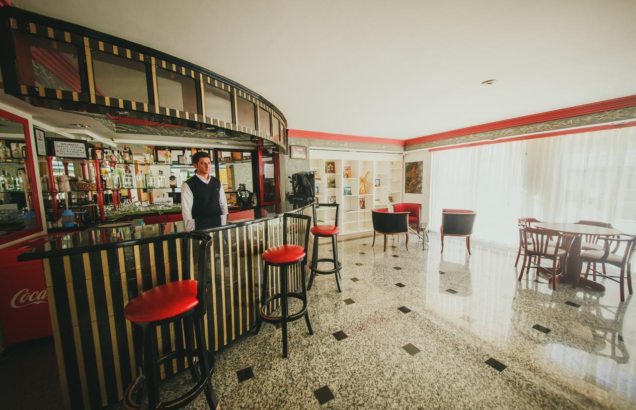 City Royal Hotel And Casino Nicosia Exterior photo